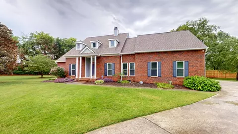4433 Churchill Pl, Old Hickory, TN 37138