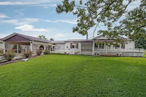 588 Brock Ln, Sparta, TN 38583