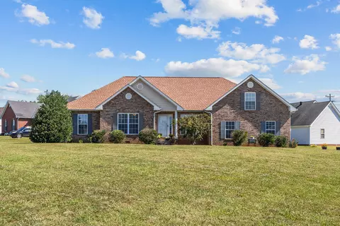 2352 Ellsworth Dr, Clarksville, TN 37043