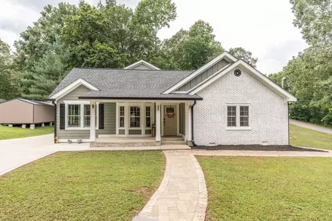 230 Nottingham Rd, Dickson, TN 37055 photo 1