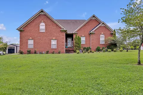 1024 Chenault Ln, Castalian Springs, TN 37031