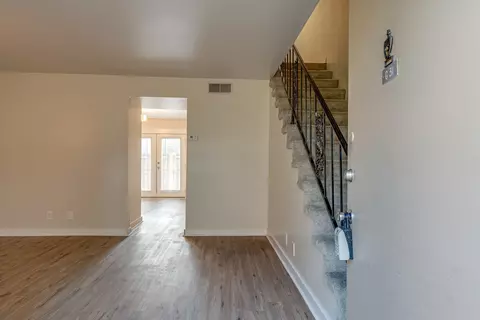 420 Walton Ln #G31, Madison, TN 37115