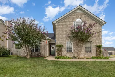 6004 Twin Feather Run, Spring Hill, TN 37174