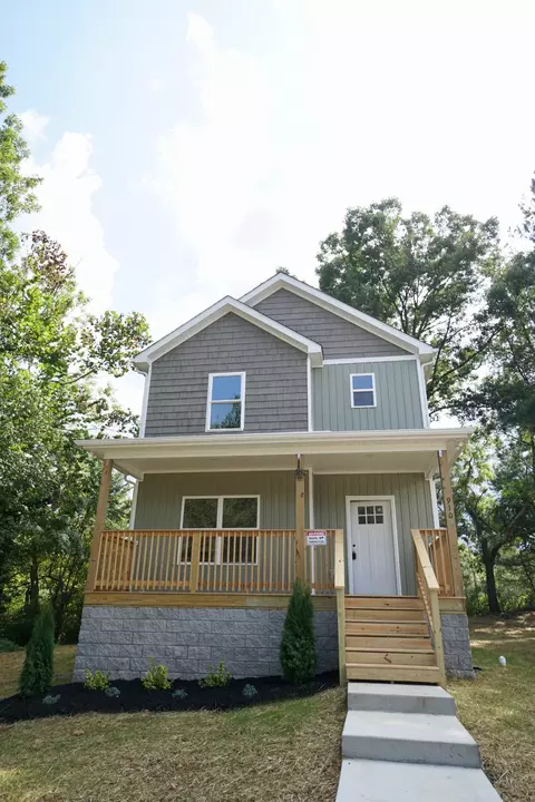 910 19th Ave W, Springfield, TN 37172