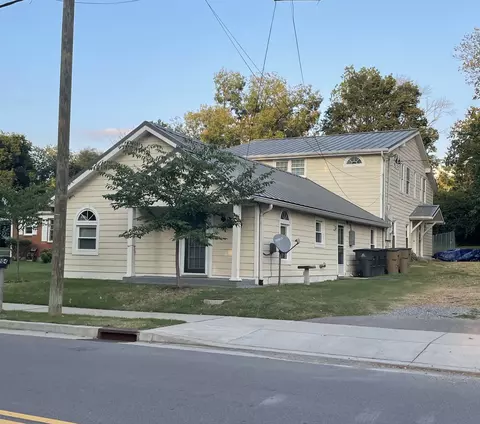 104 37th Ave N, Nashville, TN 37209