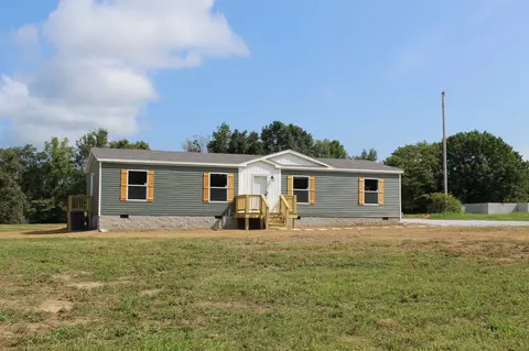 3104 Wixtown Rd, Westmoreland, TN 37186