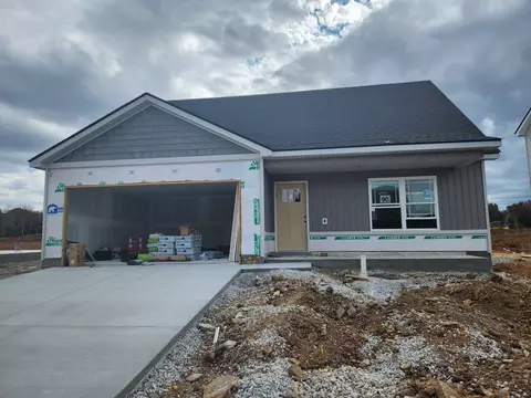 2828 Valley Farms Dr, Christiana, TN 37037