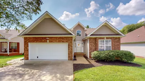 1864 Sage Meadow Ln, Clarksville, TN 37040