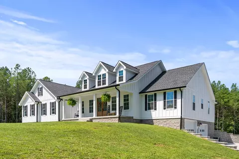 2100 Bennett Ln, Lyles, TN 37098