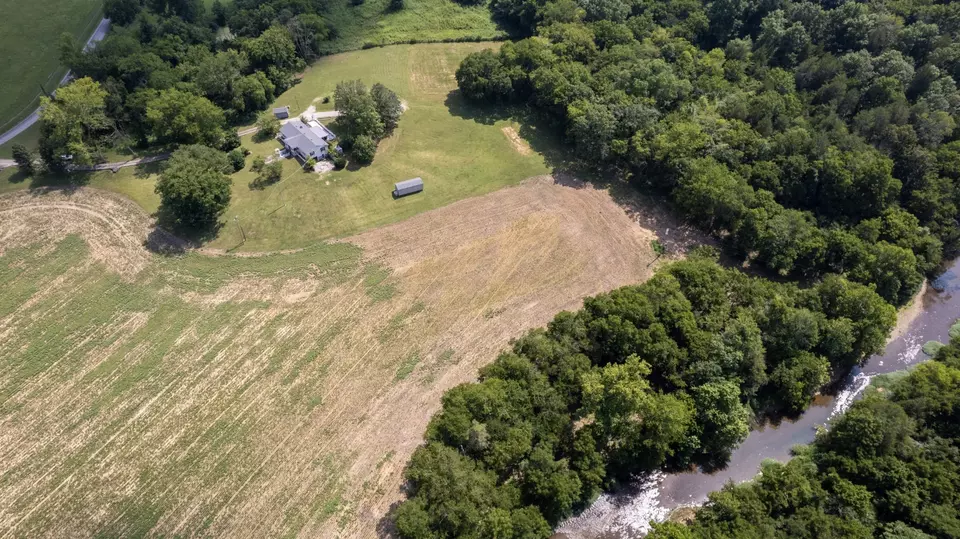 View/Area - 500 Shuler Branch Rd, Ethridge, TN 38456 photo 7 of 13
