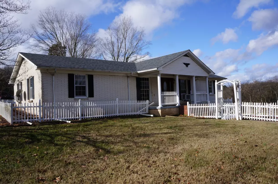 Exterior - 500 Shuler Branch Rd, Ethridge, TN 38456 photo 2 of 6