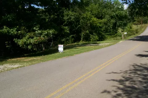 769 Bugger Ridge Rd, Mcminnville, TN 37110
