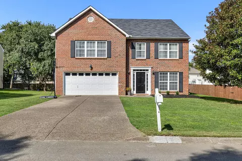 1709 Carlyon Ct, Spring Hill, TN 37174