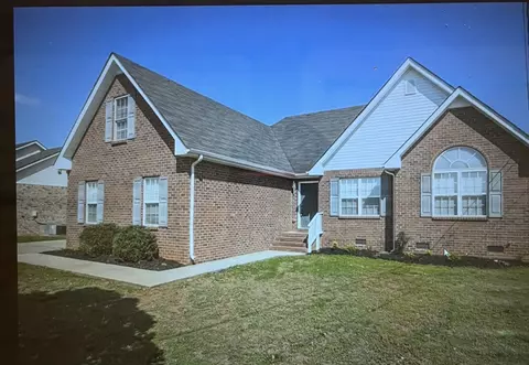 1024 Auldridge Dr, Christiana, TN 37037