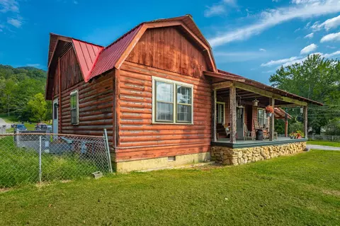 Exterior - 22 Walnut St, Jasper, TN 37347 photo 9 of 25