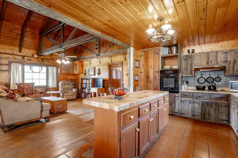 Kitchen - 22 Walnut St, Jasper, TN 37347 photo 4 of 12