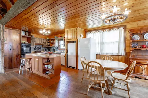 Kitchen - 22 Walnut St, Jasper, TN 37347 photo 2 of 12