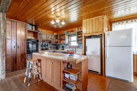 Kitchen - 22 Walnut St, Jasper, TN 37347 photo 1 of 12