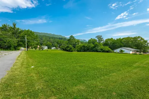 Other - 22 Walnut St, Jasper, TN 37347 photo 4 of 25