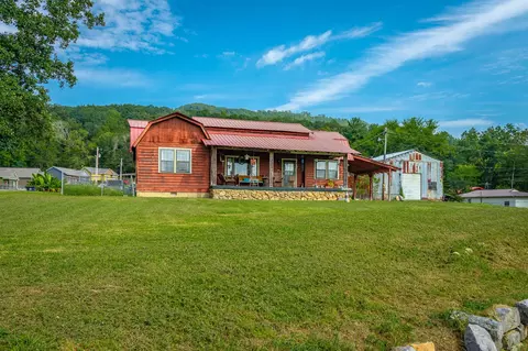 Exterior - 22 Walnut St, Jasper, TN 37347 photo 13 of 25
