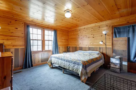 Bedroom - 22 Walnut St, Jasper, TN 37347 photo 5 of 7