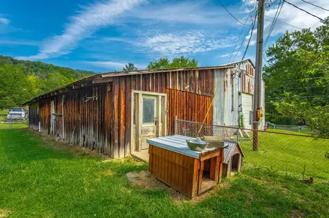 Exterior - 22 Walnut St, Jasper, TN 37347 photo 19 of 25