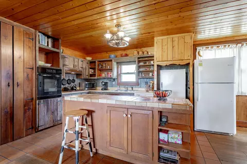 Kitchen - 22 Walnut St, Jasper, TN 37347 photo 3 of 12