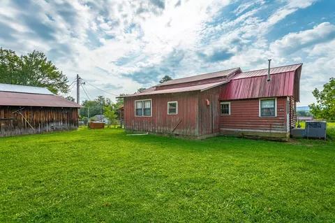 Exterior - 22 Walnut St, Jasper, TN 37347 photo 17 of 25