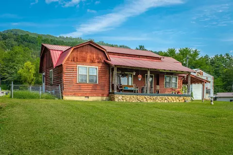 Exterior - 22 Walnut St, Jasper, TN 37347 photo 14 of 25