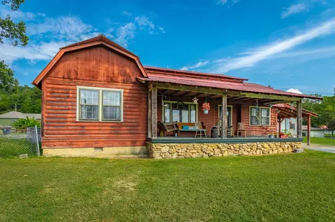 Exterior - 22 Walnut St, Jasper, TN 37347 photo 7 of 25