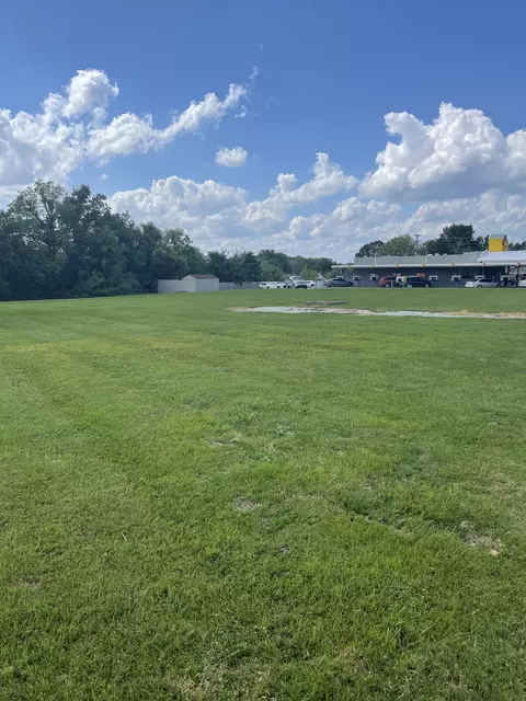 1205 Scottsville Rd N, Lafayette, TN 37083