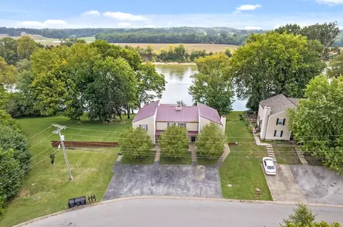 921 Kingsbury Dr #B, Clarksville, TN 37040