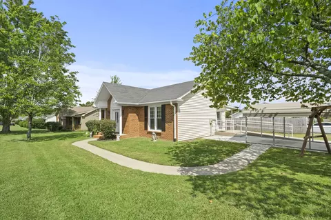 2514 17th Ave E, Springfield, TN 37172 photo 4