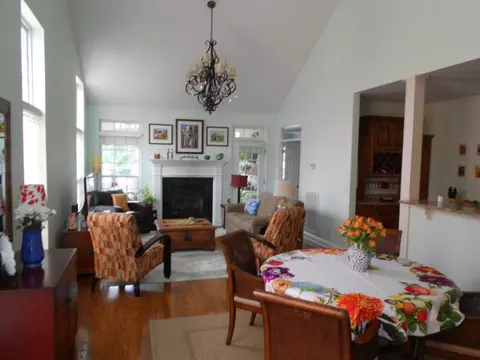 8249 Double Eagle Ct, Ooltewah, TN 37363 photo 2