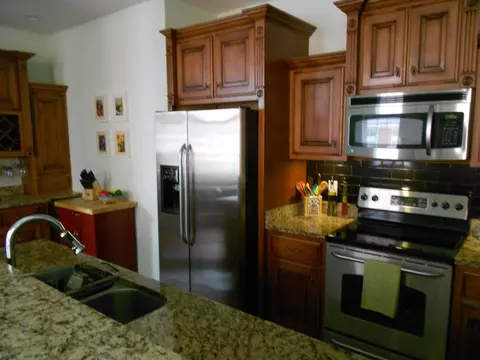 8249 Double Eagle Ct, Ooltewah, TN 37363 photo 4