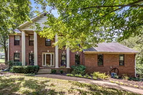 1128 Emily Ct, Goodlettsville, TN 37072