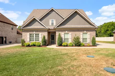 1733 N Side Dr, Murfreesboro, TN 37130