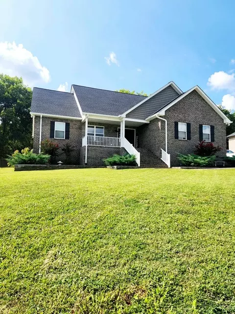 125 Mockingbird Ln, Hartsville, TN 37074