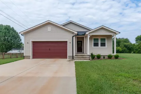 121 White House Ln, Pulaski, TN 38478
