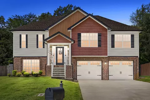 803 Banister Dr, Clarksville, TN 37042