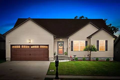 120 Irishman Way, Clarksville, TN 37042