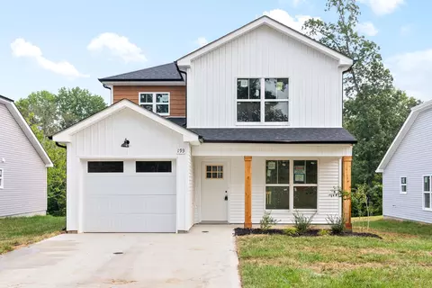 193 Woodland Station Dr, Clarksville, TN 37040