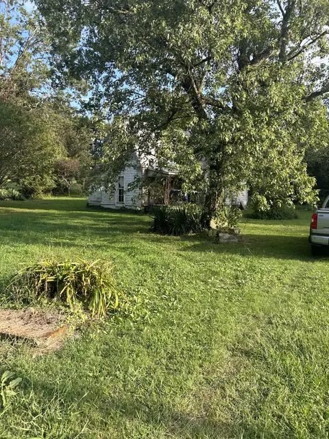 1436 Old Elkton Pike, Dellrose, TN 38453