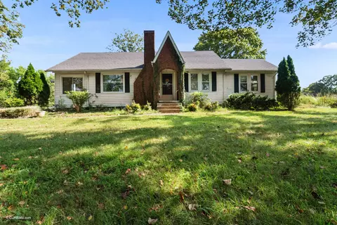 158 Spencer Ln, Ashland City, TN 37015