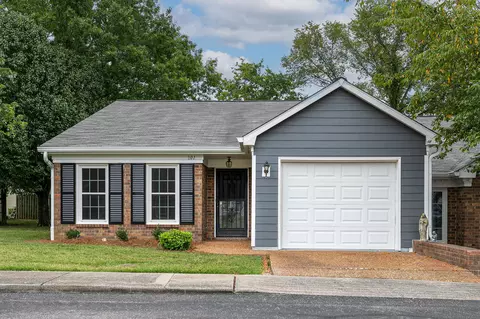 101 Emma Neuhoff Ct, Nashville, TN 37205