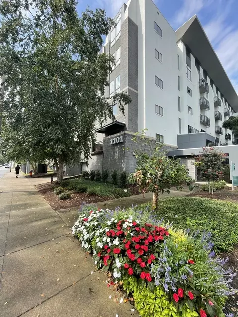 1101 18th Ave S #400, Nashville, TN 37212