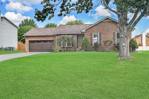 1339 N Callywood Ct, Clarksville, TN 37040