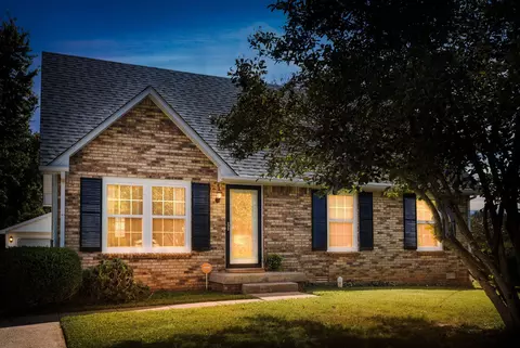 342 Bancroft Dr, Clarksville, TN 37042