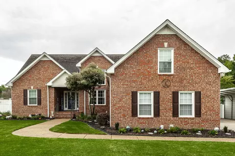 205 Applewood Dr, White House, TN 37188