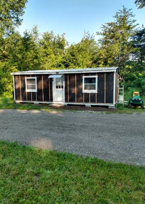 349 Utah Rd, Beersheba Springs, TN 37305